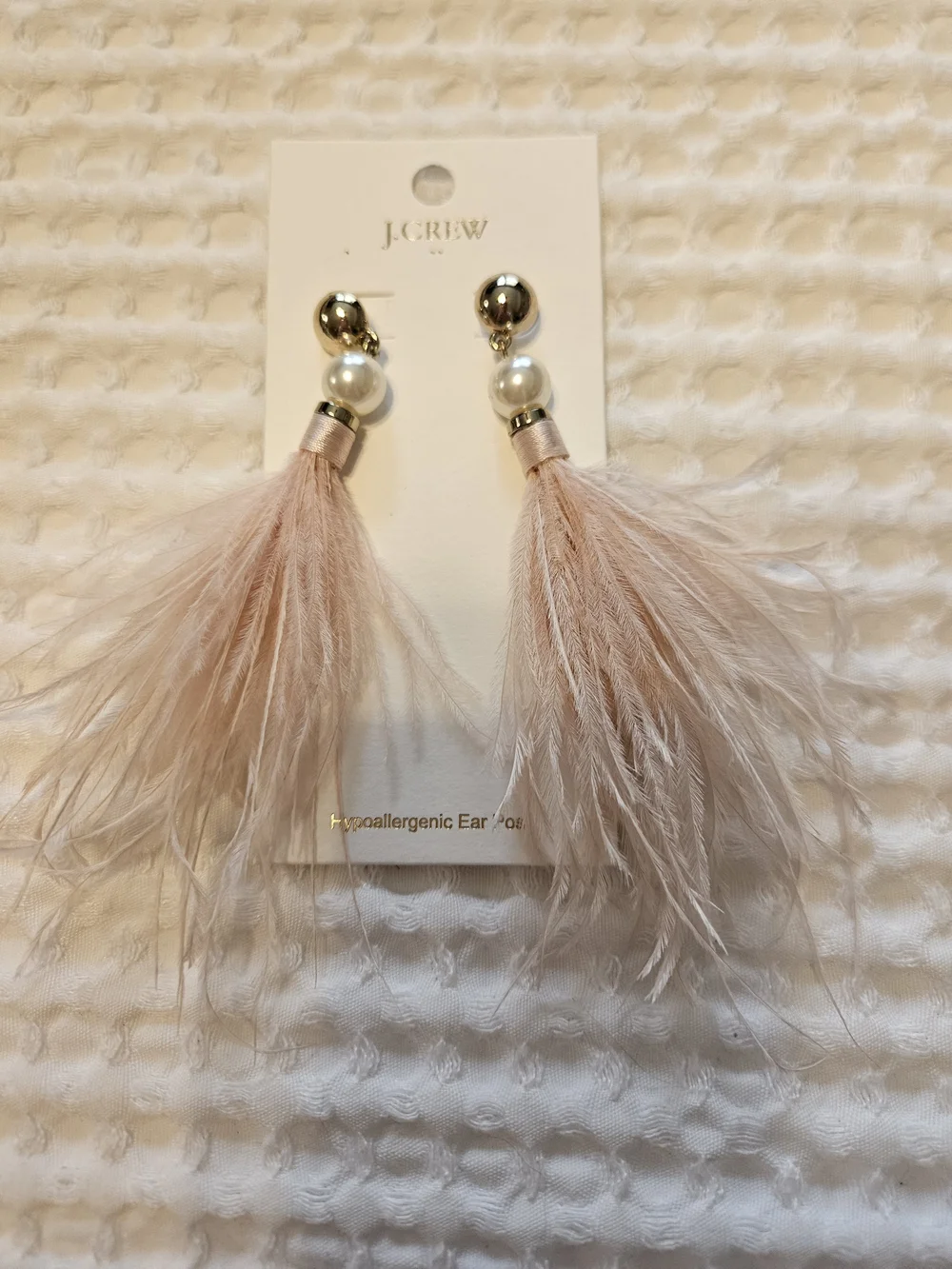 J. Crew Pale Pink Feather and Pearl Drop Earrings - Picture 2 of 3